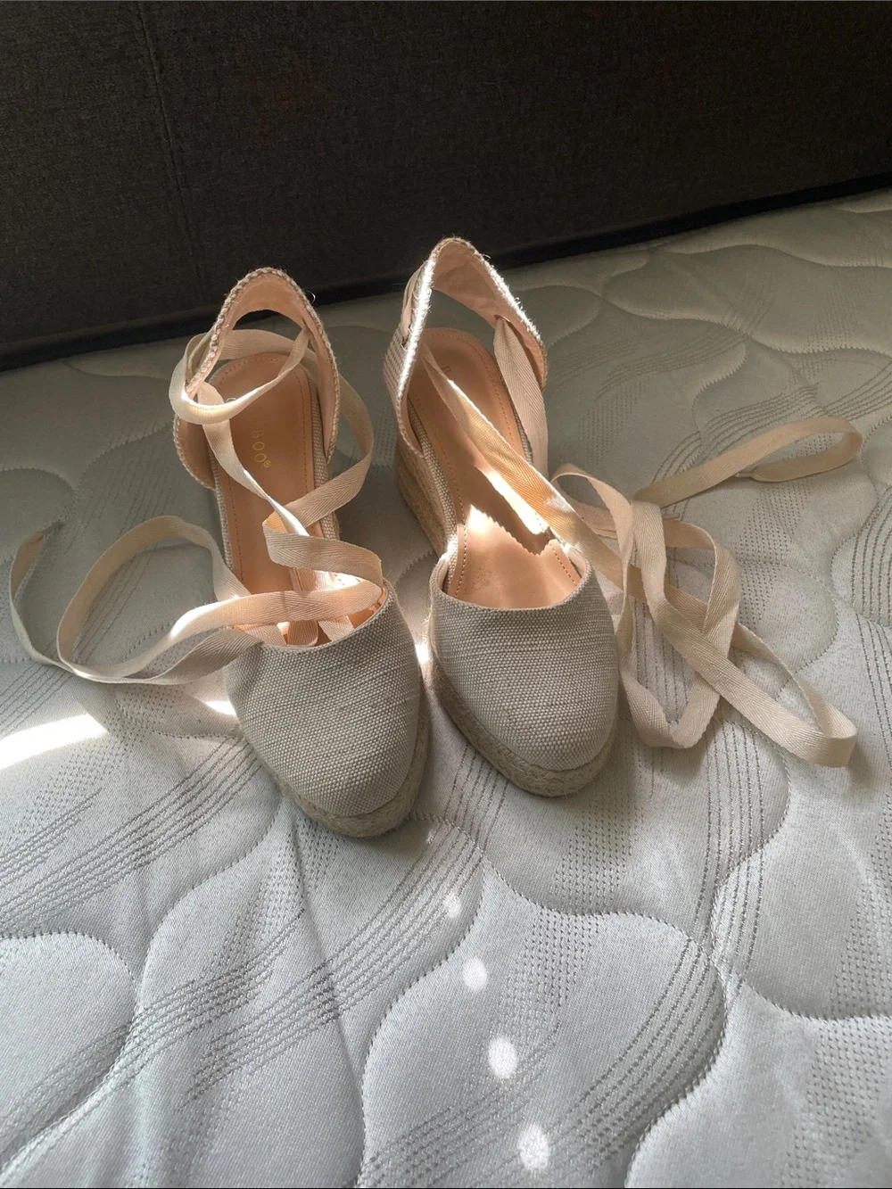 Ankle-Tie Espadrille Wedge Heels in Cream